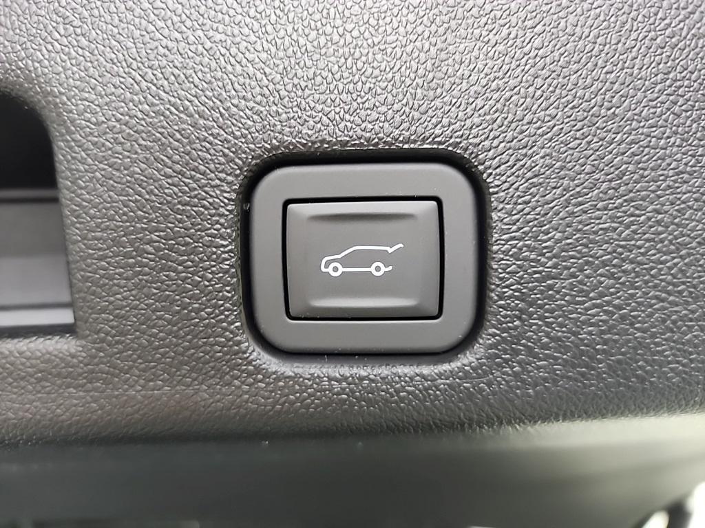 new 2026 Chevrolet Traverse car, priced at $57,999