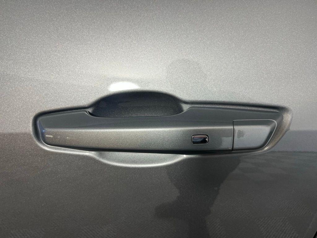 new 2026 Chevrolet Traverse car, priced at $52,309