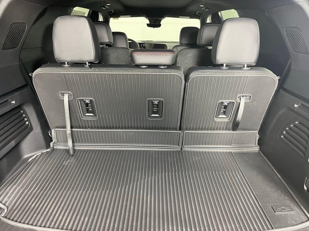 new 2026 Chevrolet Traverse car, priced at $52,309