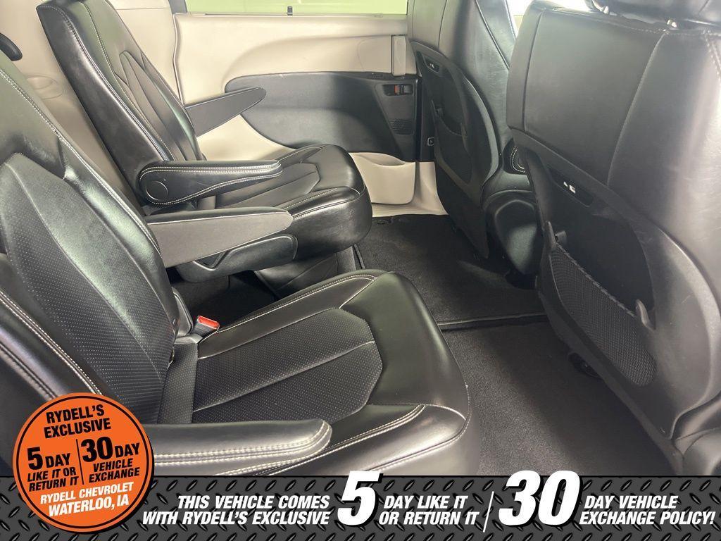 used 2024 Chrysler Pacifica car, priced at $28,662