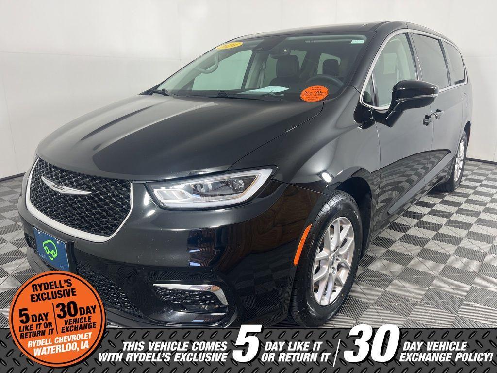 used 2024 Chrysler Pacifica car, priced at $28,662