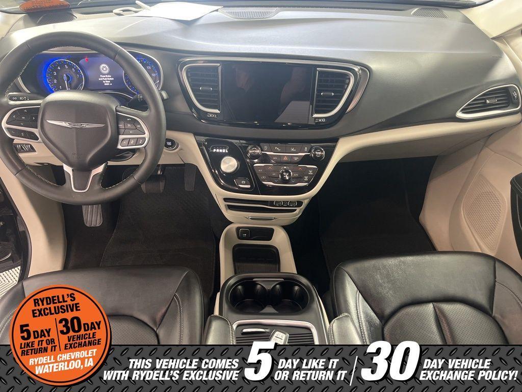 used 2024 Chrysler Pacifica car, priced at $28,662