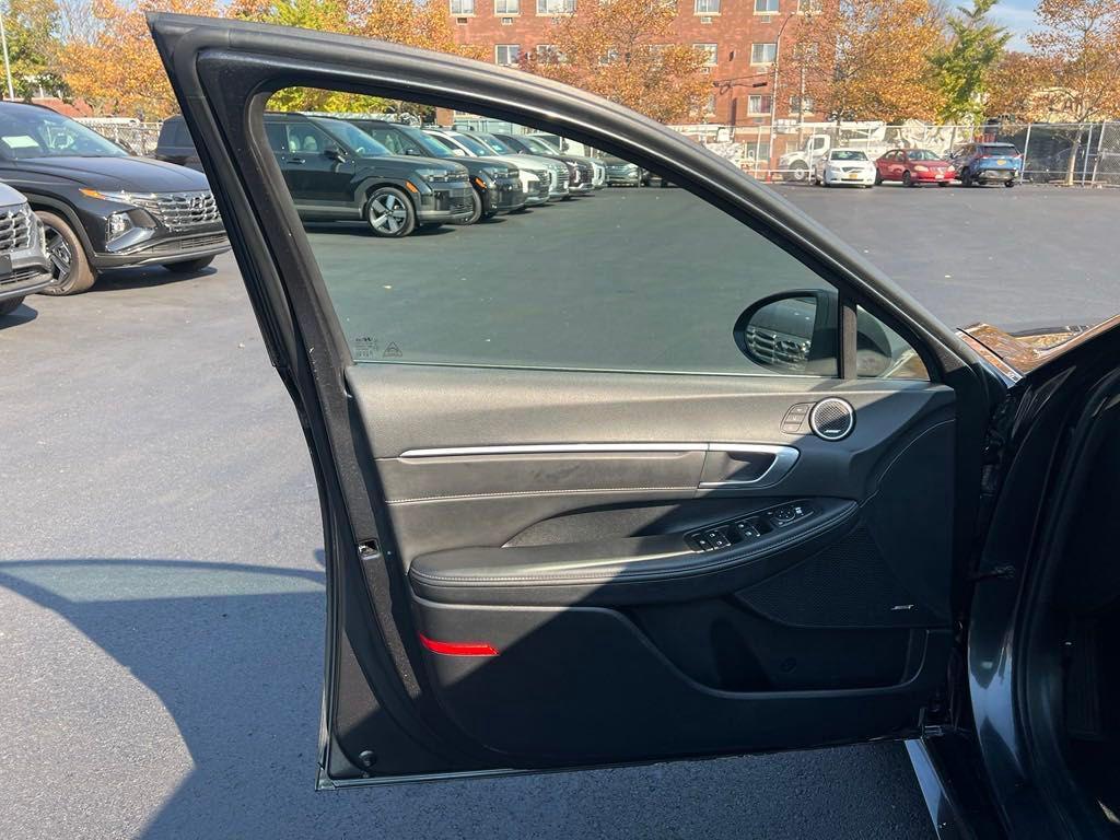 used 2022 Hyundai Sonata car, priced at $17,995