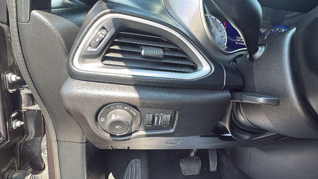 used 2020 Chrysler Pacifica car, priced at $25,170