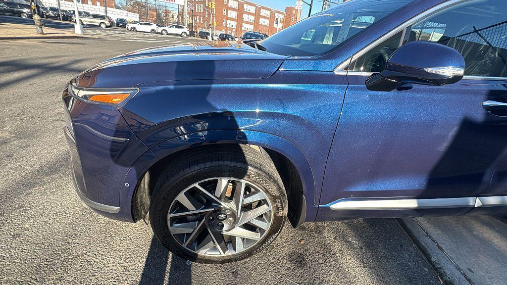 used 2022 Hyundai Santa Fe car, priced at $22,574