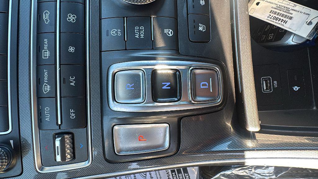 used 2022 Hyundai Santa Fe car, priced at $22,574