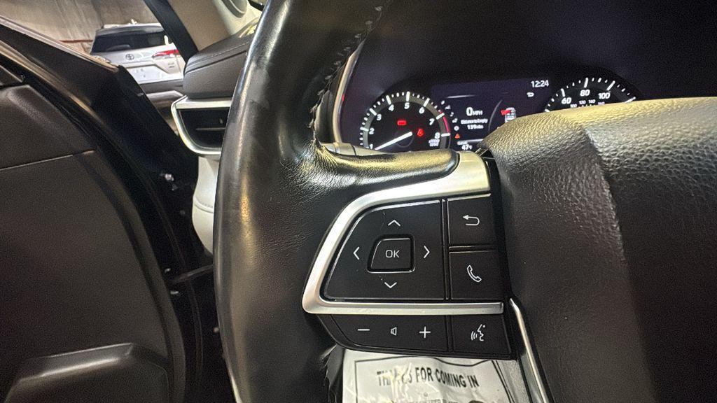 used 2021 Toyota Highlander car, priced at $29,621