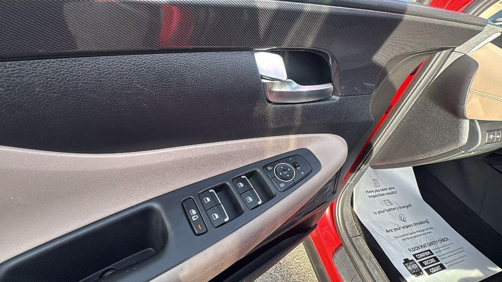 used 2023 Hyundai Santa Fe car, priced at $21,136