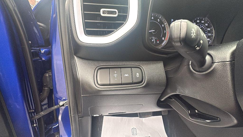 used 2022 Hyundai Venue car, priced at $16,356