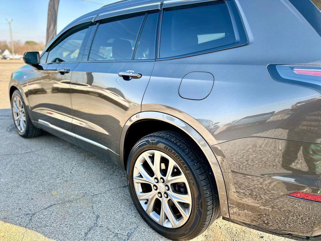 used 2020 Cadillac XT6 car, priced at $23,900