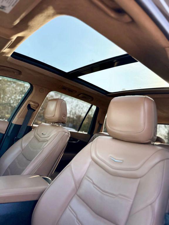 used 2020 Cadillac XT6 car, priced at $23,900