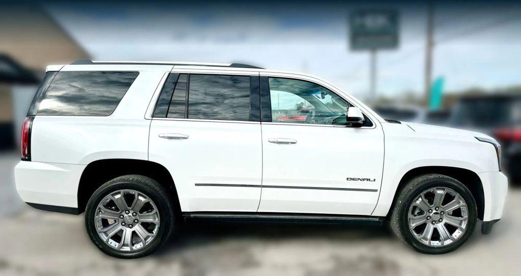 used 2016 GMC Yukon car, priced at $22,900