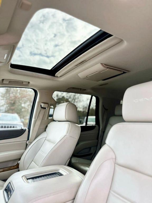 used 2016 GMC Yukon car, priced at $22,900