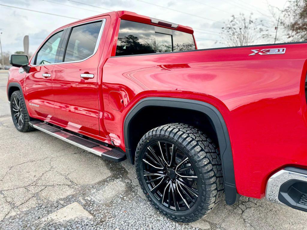 used 2020 GMC Sierra 1500 car, priced at $31,900