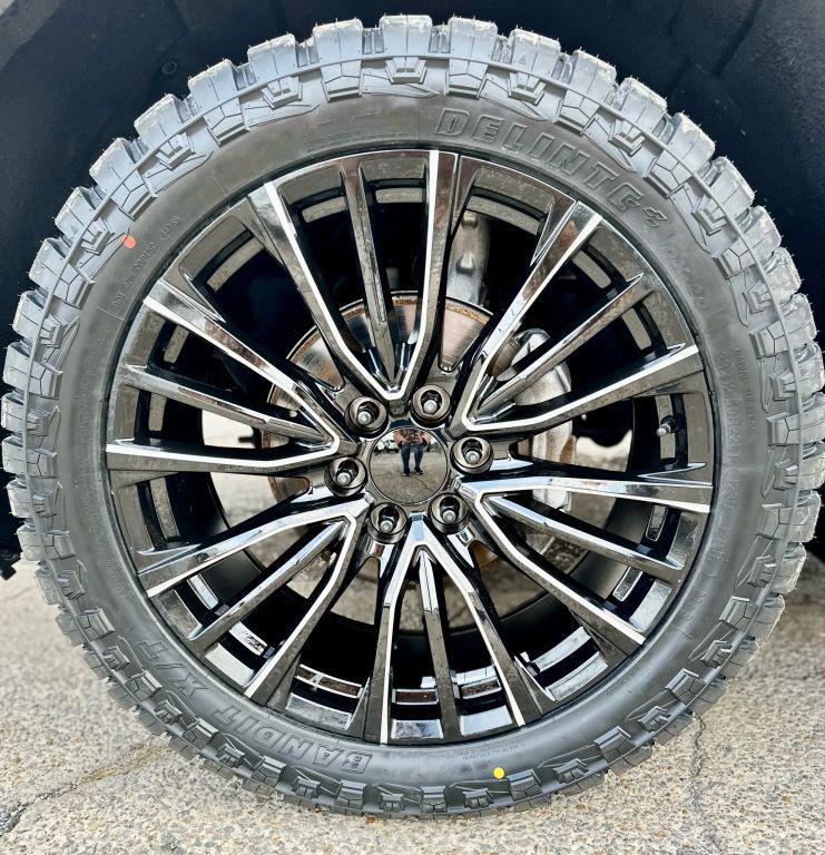 used 2020 GMC Sierra 1500 car, priced at $31,900