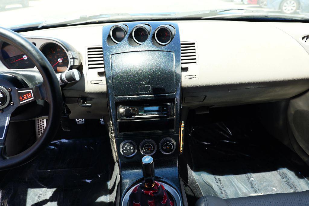 used 2005 Nissan 350Z car, priced at $9,995