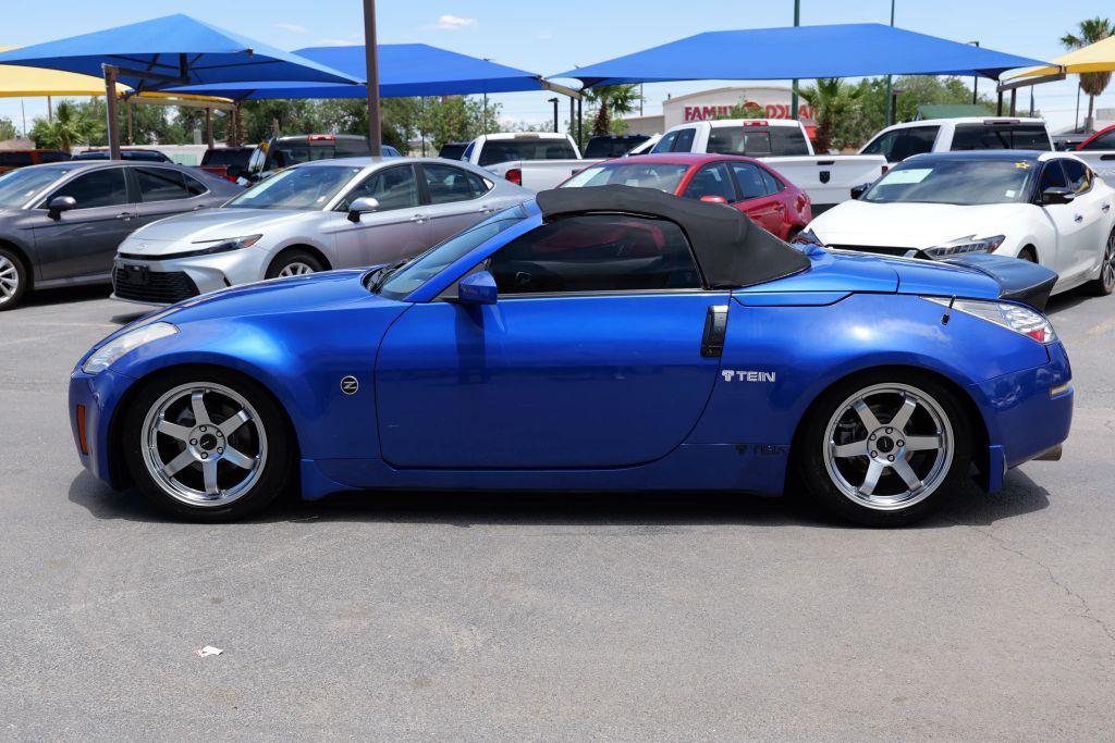 used 2005 Nissan 350Z car, priced at $9,995