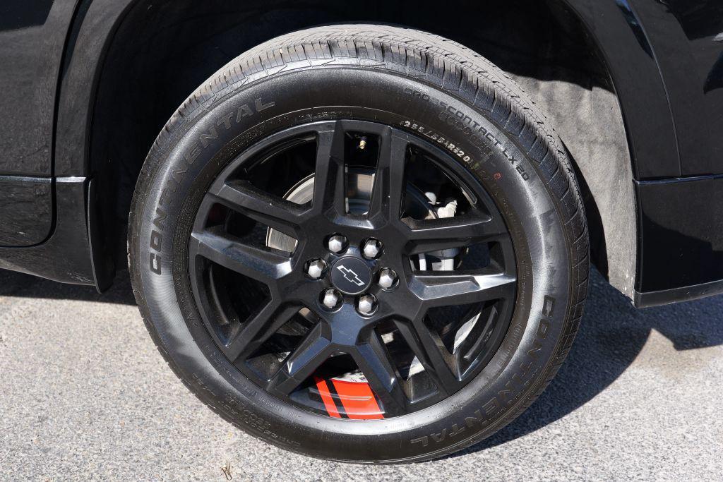 used 2023 Chevrolet Traverse car, priced at $33,995