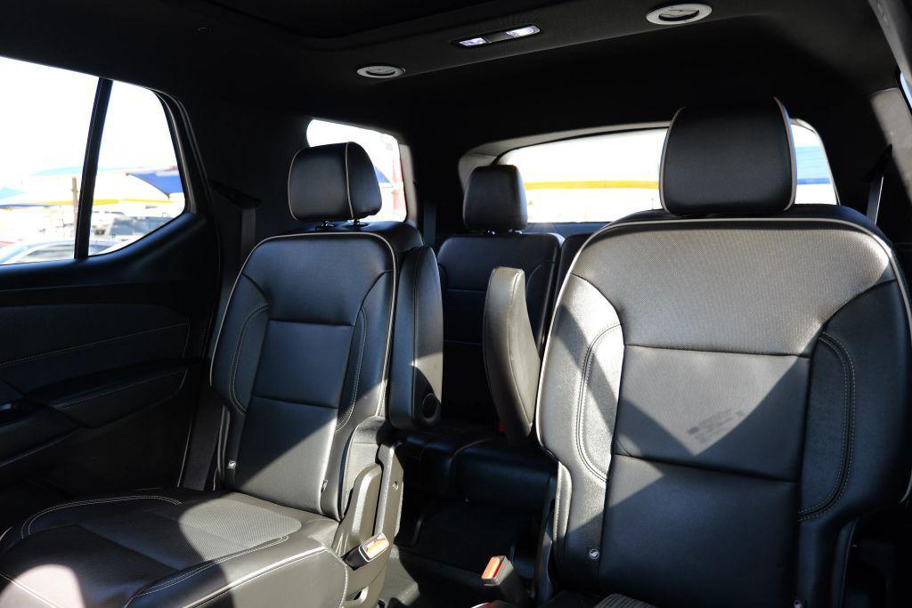 used 2023 Chevrolet Traverse car, priced at $33,995