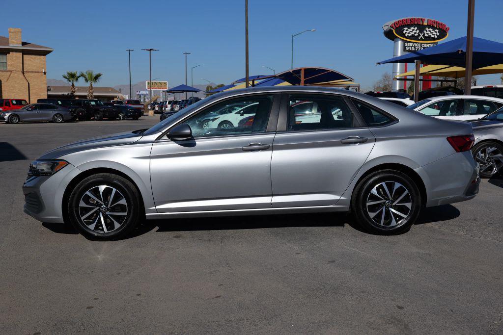 used 2024 Volkswagen Jetta car, priced at $20,995