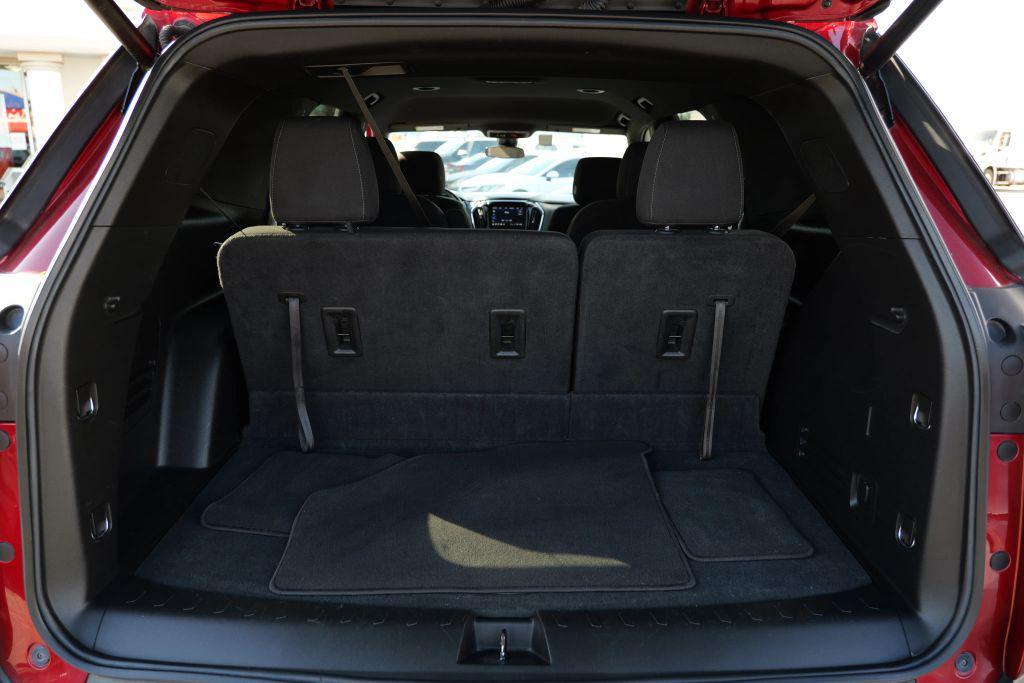 used 2023 Chevrolet Traverse car, priced at $26,995