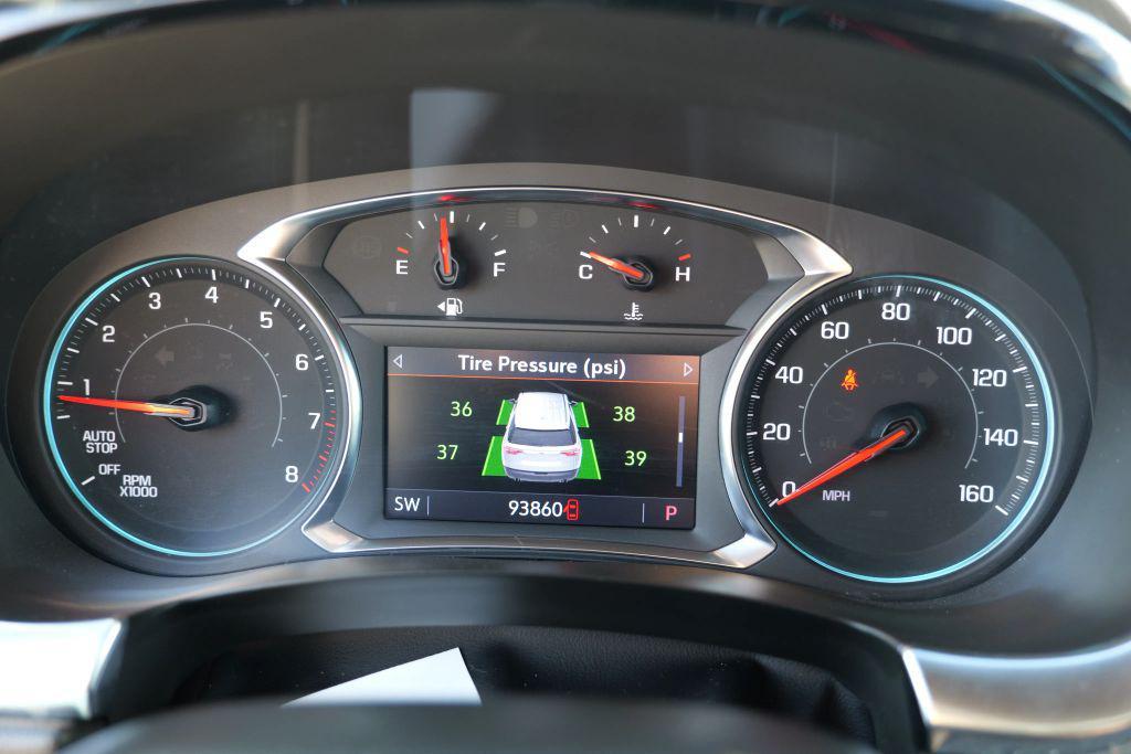 used 2023 Chevrolet Traverse car, priced at $26,995