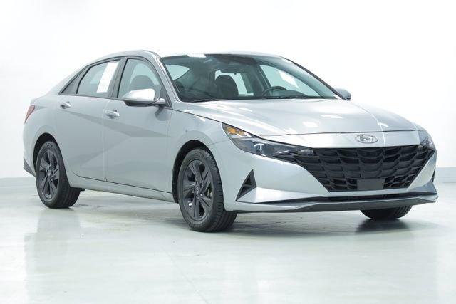 used 2022 Hyundai Elantra car, priced at $14,925