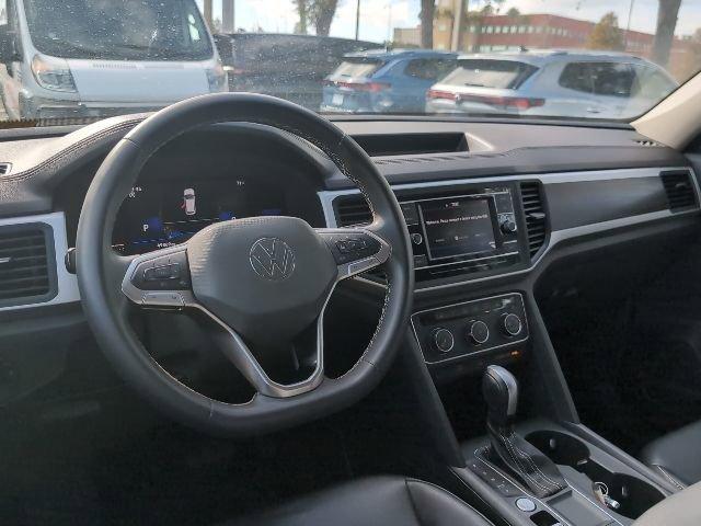 used 2022 Volkswagen Atlas car, priced at $19,000