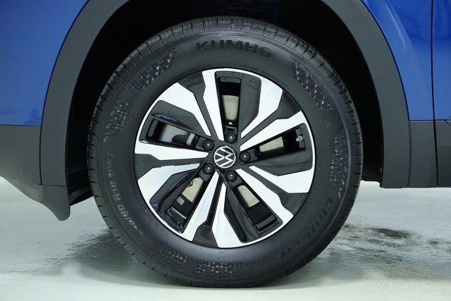 new 2026 Volkswagen Atlas car, priced at $36,972