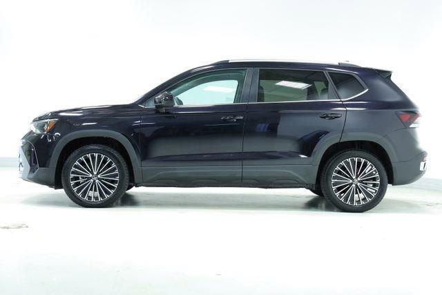 new 2026 Volkswagen Taos car, priced at $32,117