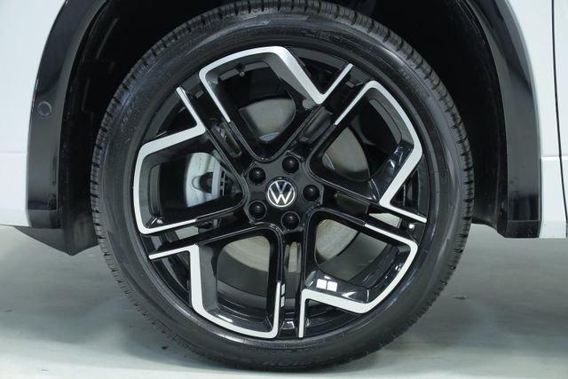 new 2026 Volkswagen Tiguan car, priced at $43,668