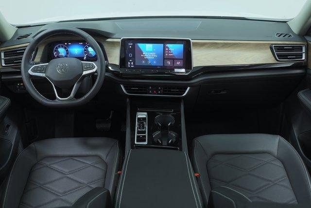 new 2026 Volkswagen Atlas car, priced at $42,858