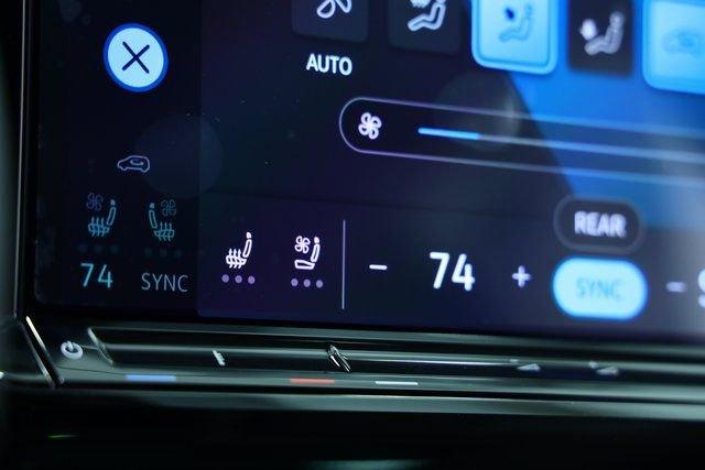 new 2026 Volkswagen Atlas car, priced at $42,858