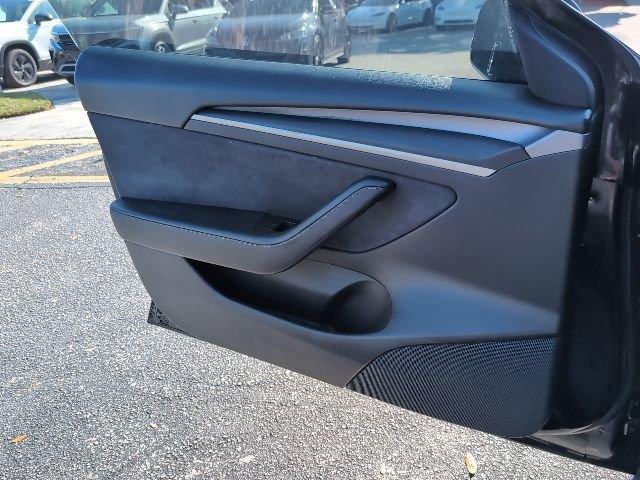 used 2021 Tesla Model 3 car, priced at $22,000