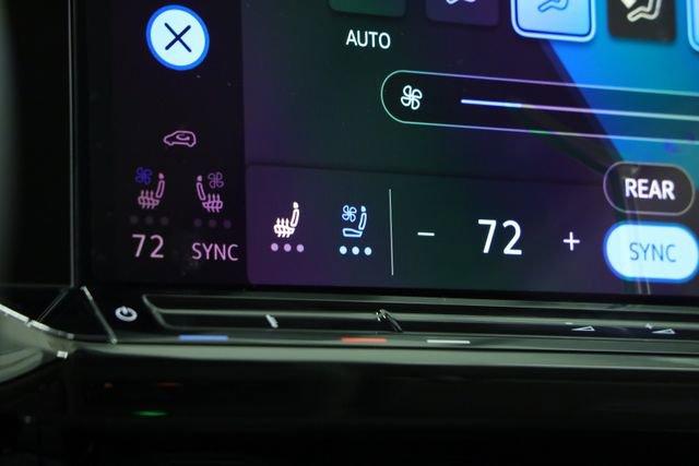 new 2026 Volkswagen Atlas car, priced at $45,230