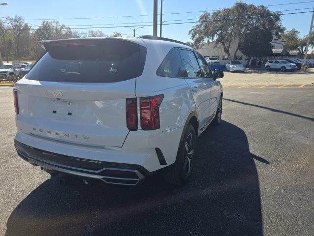 used 2022 Kia Sorento car, priced at $20,125