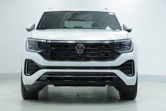 new 2026 Volkswagen Atlas Cross Sport car, priced at $54,248