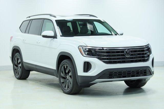 new 2026 Volkswagen Atlas car, priced at $44,040