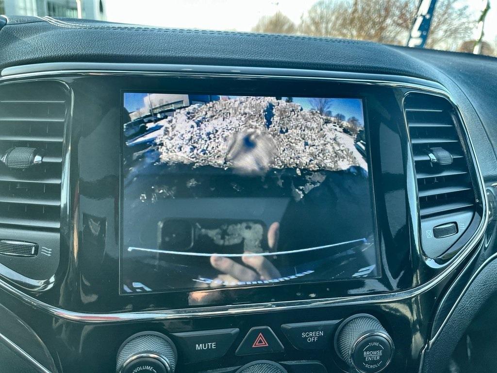 used 2021 Jeep Grand Cherokee car, priced at $26,900