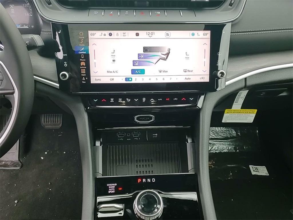 new 2026 Jeep Grand Cherokee car, priced at $46,876