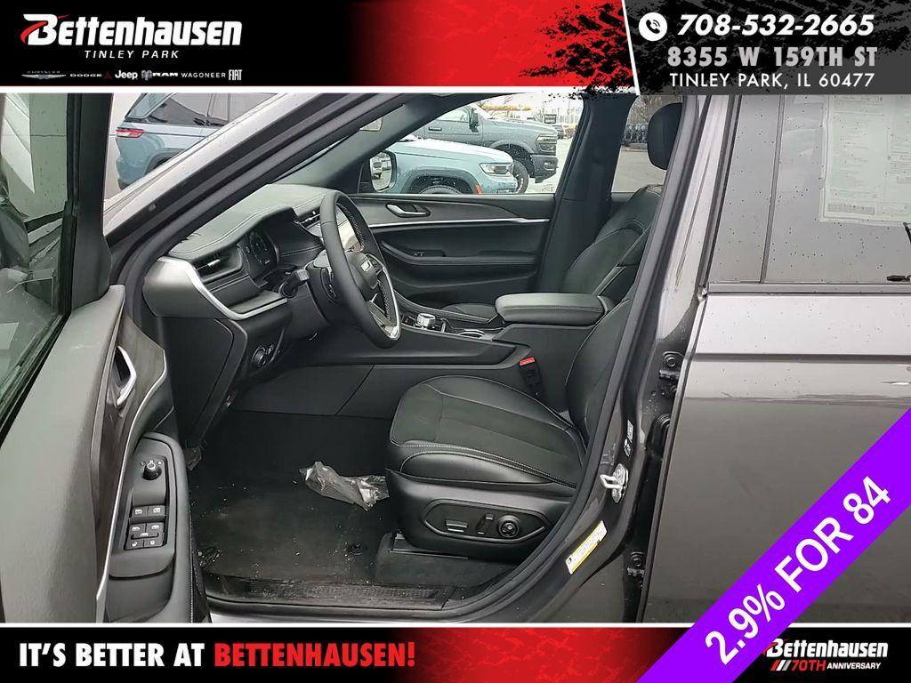 new 2026 Jeep Grand Cherokee car, priced at $39,396