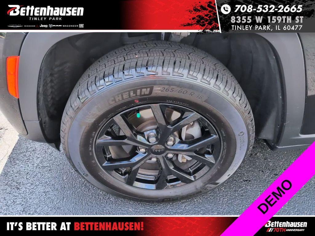 new 2026 Jeep Grand Cherokee car, priced at $40,968