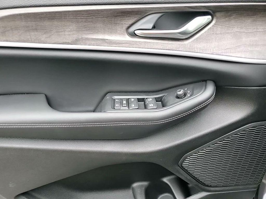 new 2026 Jeep Grand Cherokee car, priced at $46,018