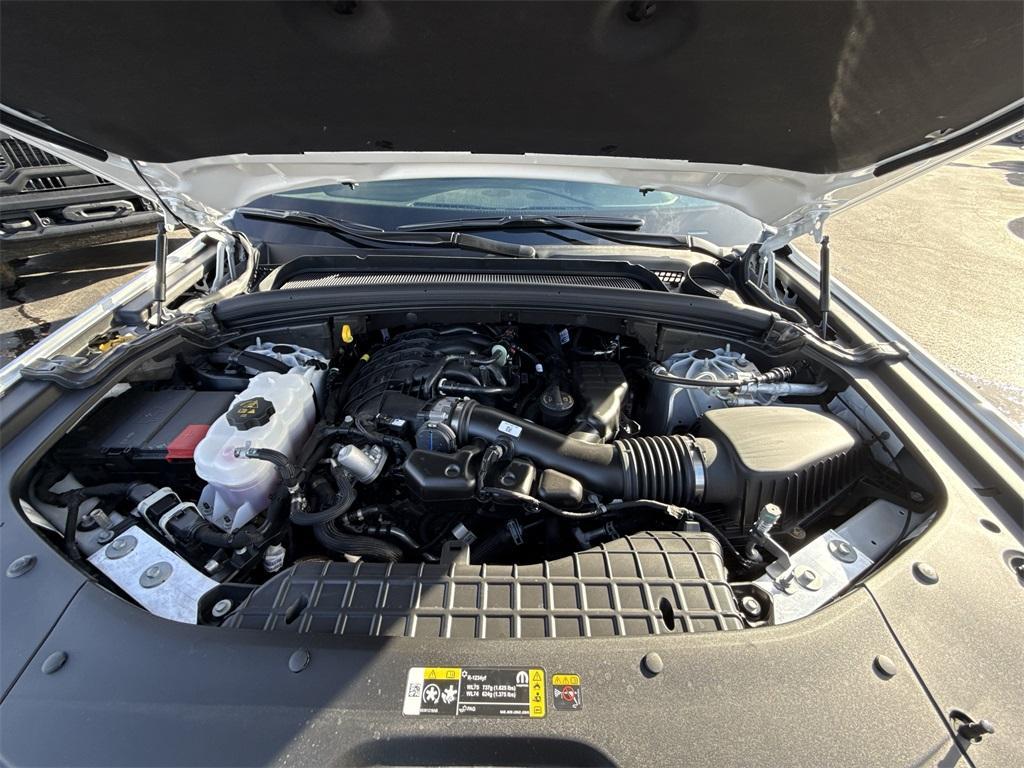 new 2025 Jeep Grand Cherokee car, priced at $40,407