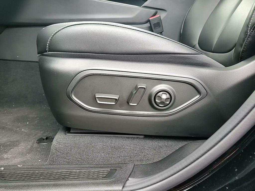 new 2026 Jeep Grand Cherokee car, priced at $48,239