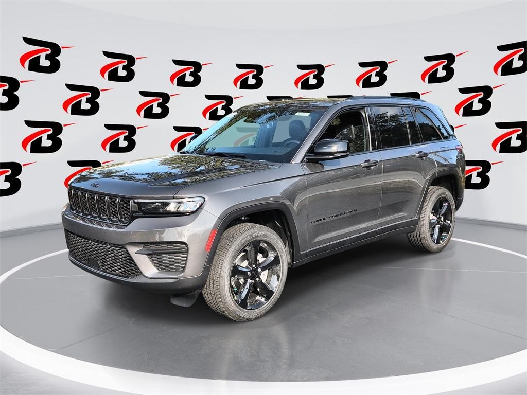 new 2025 Jeep Grand Cherokee car, priced at $39,858