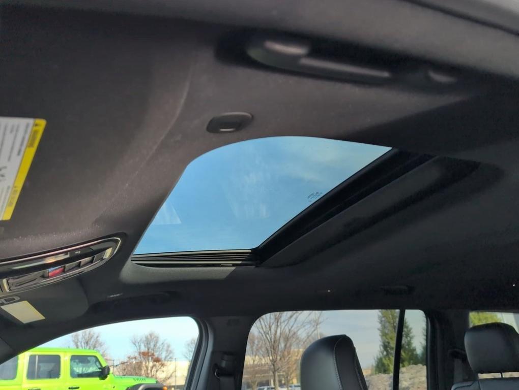 used 2025 Jeep Grand Cherokee L car, priced at $38,428