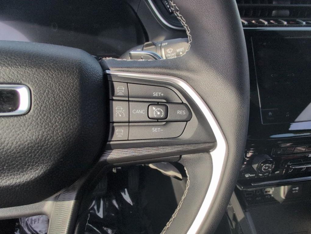 used 2025 Jeep Grand Cherokee L car, priced at $38,428