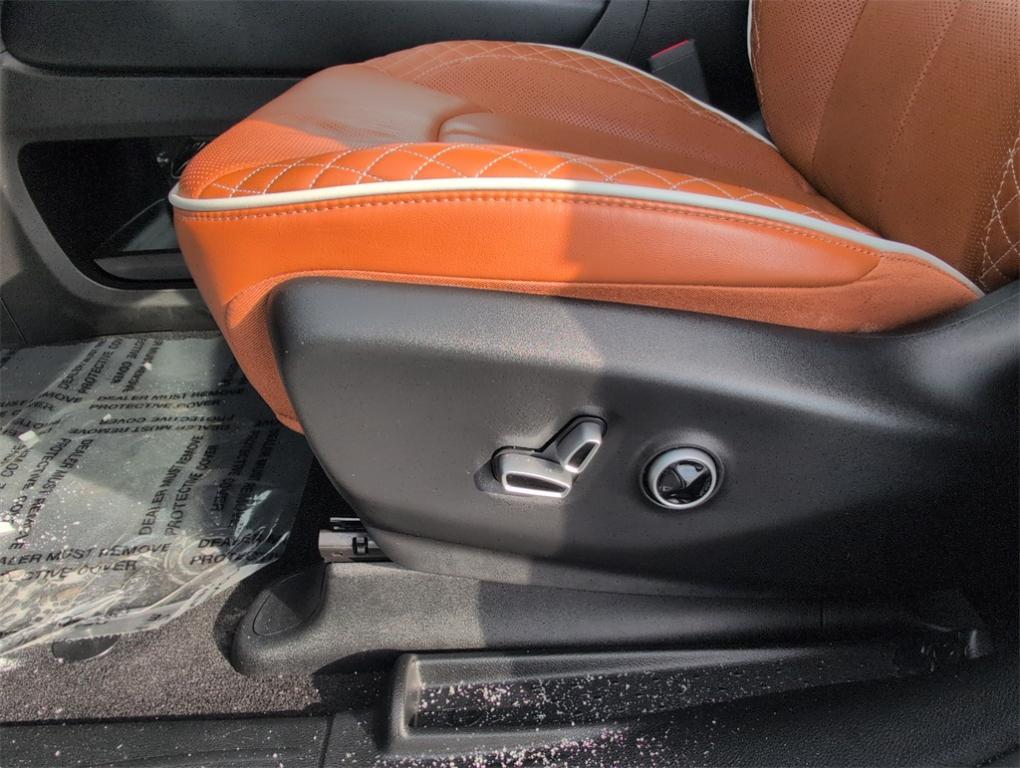 used 2024 Chrysler Pacifica car, priced at $43,489