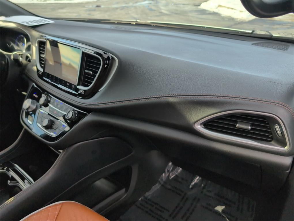 used 2024 Chrysler Pacifica car, priced at $43,489